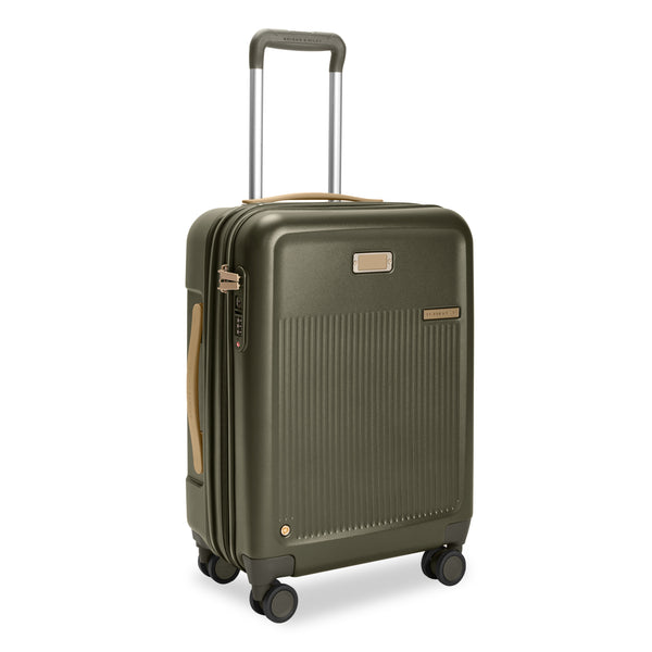 Global 21" Carry-On Expandable Spinner
