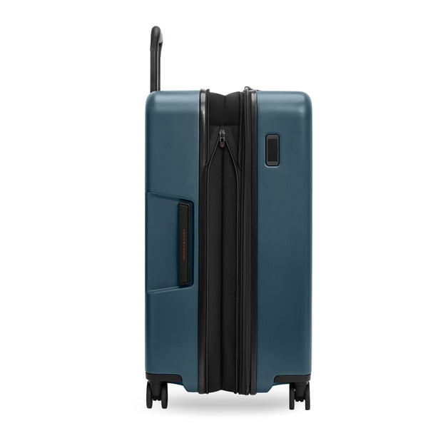 ZDX Medium 27” Hardside Expandable Spinner