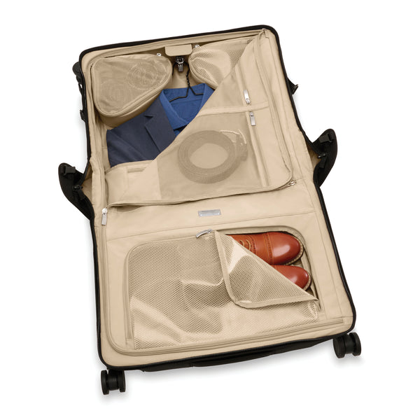 Baseline WIDE CARRY-ON WHEELED GARMENT SPINNER