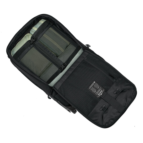 TARMAC XE 2-WHEEL 22" CARRY ON LUGGAGE