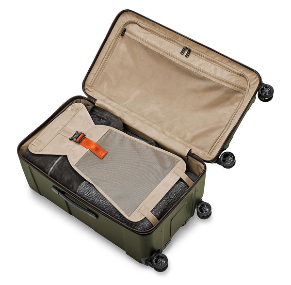 TORQ MEDIUM HARDSIDE TRUNK SPINNER